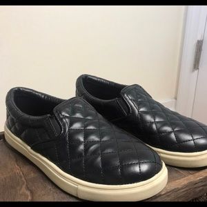 black steve madden shoes!